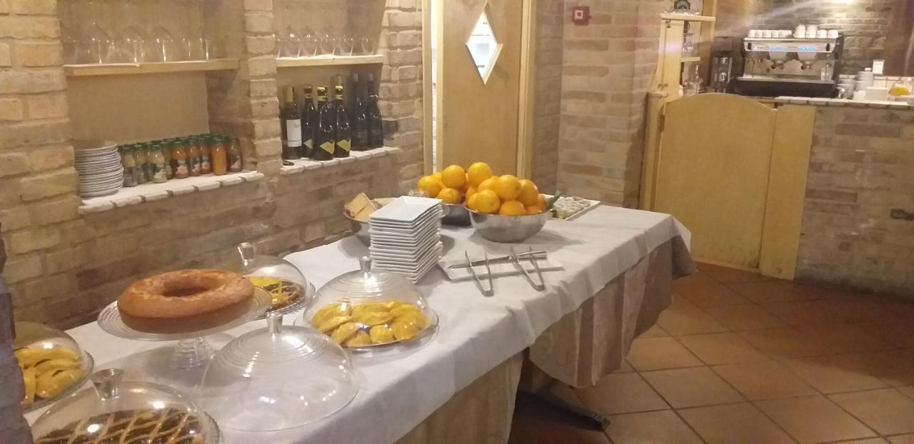 Hotel B&B Resort Fonte La Castellana Sarnano Extérieur photo