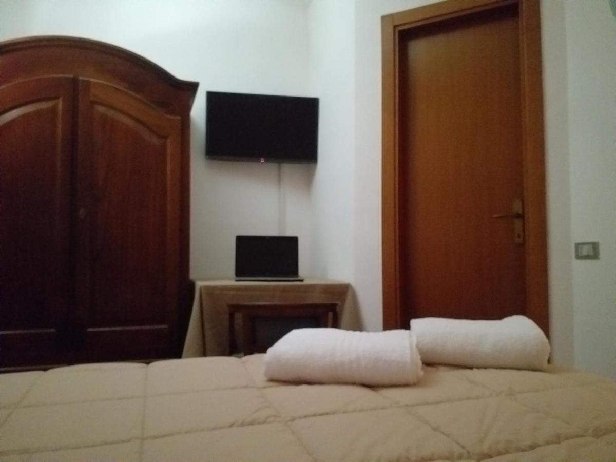 Hotel B&B Resort Fonte La Castellana Sarnano Extérieur photo